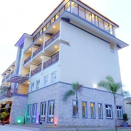 Hotel Glory Garden Pokhara Exterior photo