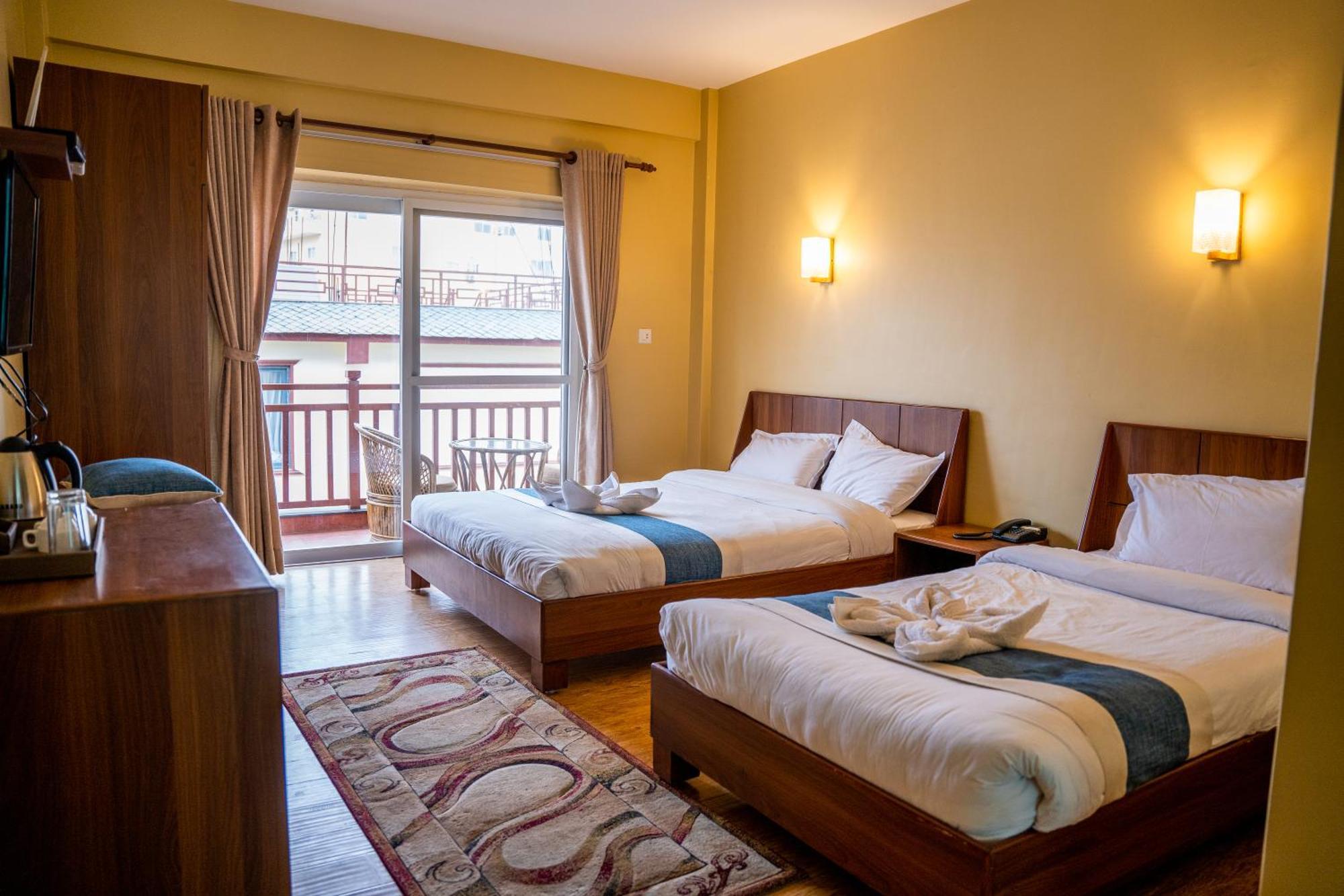 Hotel Glory Garden Pokhara Room photo