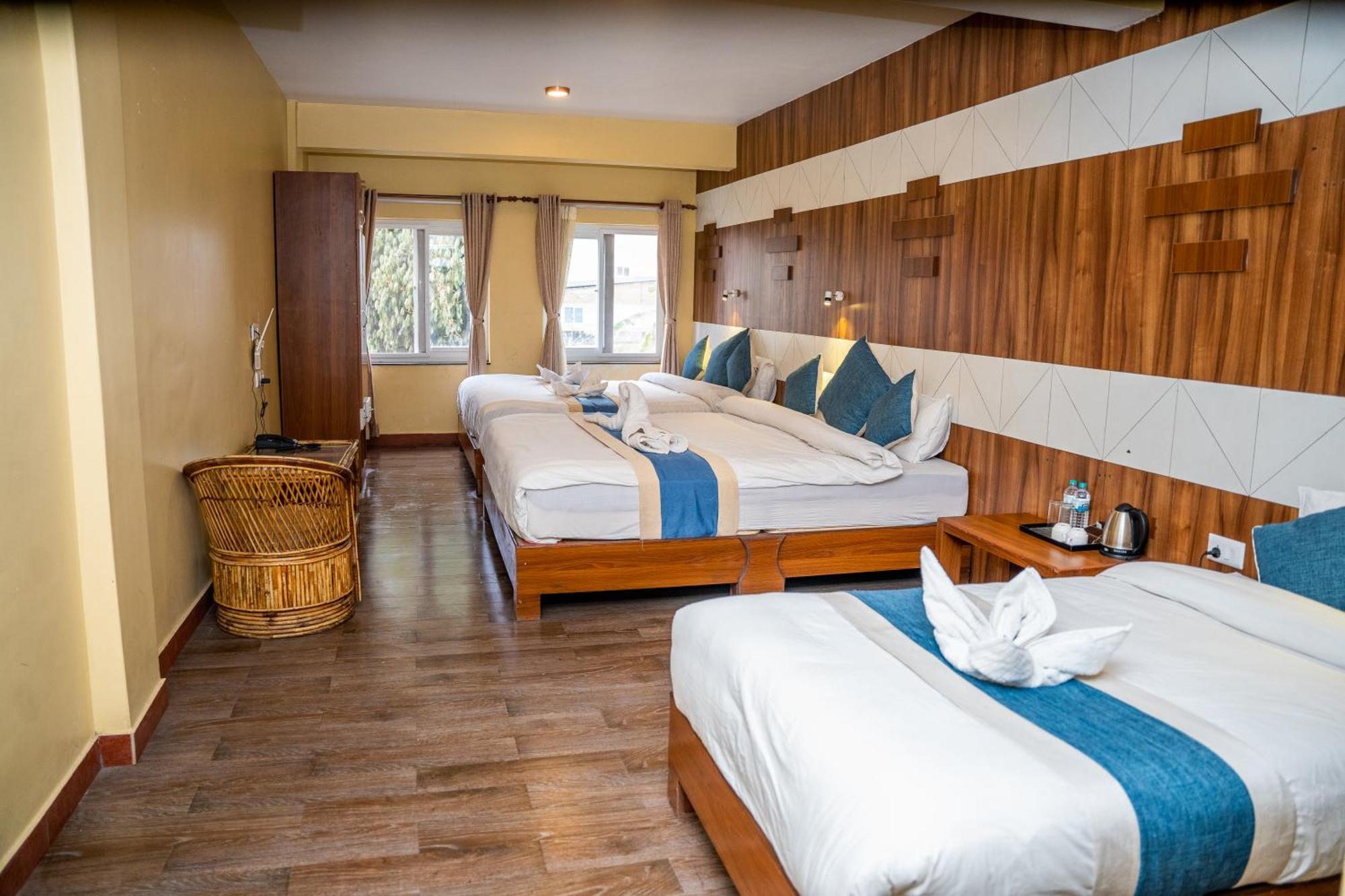 Hotel Glory Garden Pokhara Exterior photo