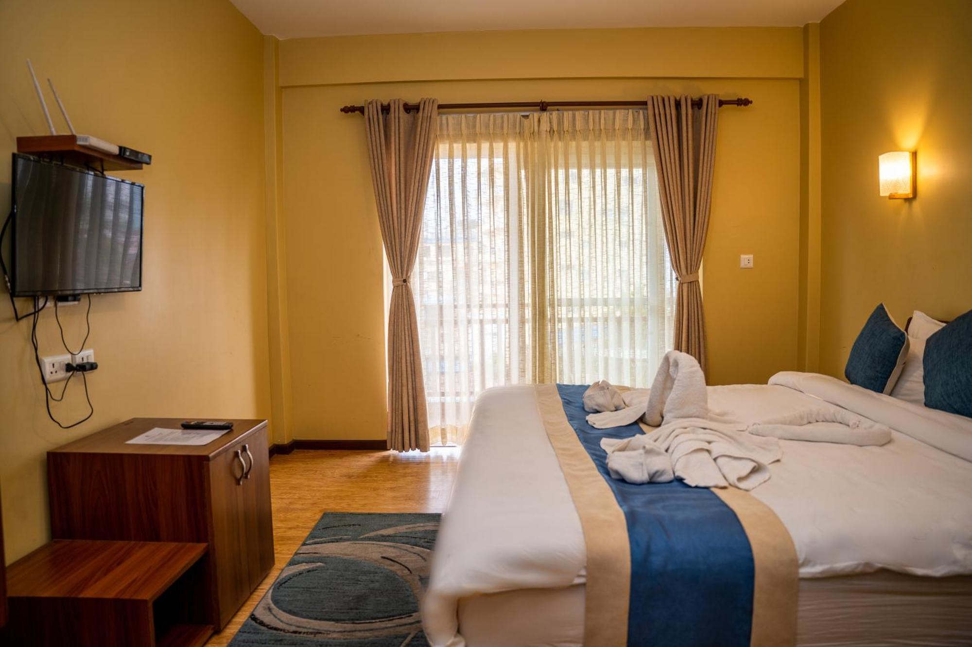 Hotel Glory Garden Pokhara Room photo